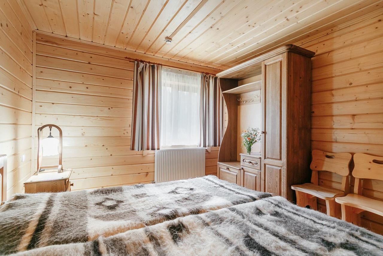 Hotel Odessa Verkhovyna Buitenkant foto