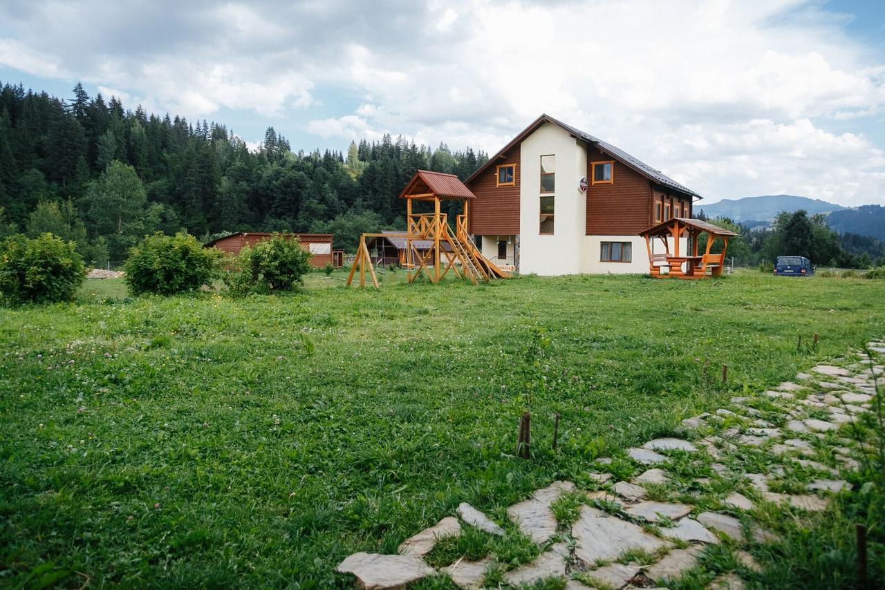 Hotel Odessa Verkhovyna Buitenkant foto